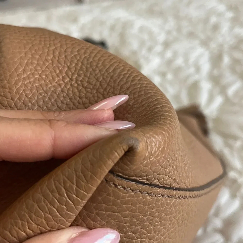 N/A gucci tan